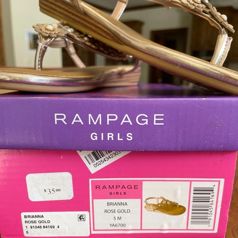NEW Rampage Girls Sandals Brianna Rose Gold Sz 5 M  (sizes 2 & 4 also Available) - Picture 4 of 12